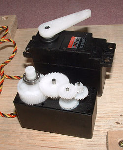 RC Servo Internal Gearing